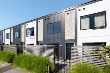 7/1 Vialou Street, Hamilton Central