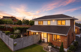 9 Milwaukee Place, Glendene