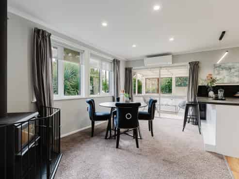 21 Augustus Street, Carterton