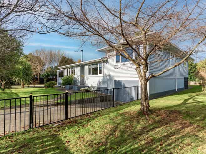 21 Augustus Street, Carterton