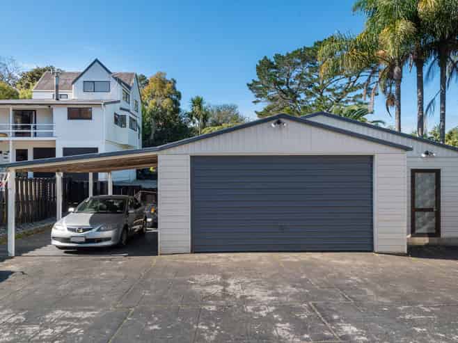 2/74 Glamorgan Drive, Torbay