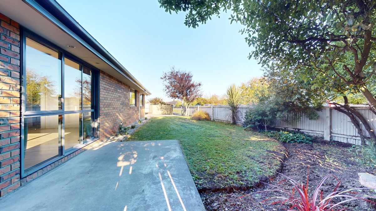 Low Maintenance Living with Investment Appeal – pohled 6