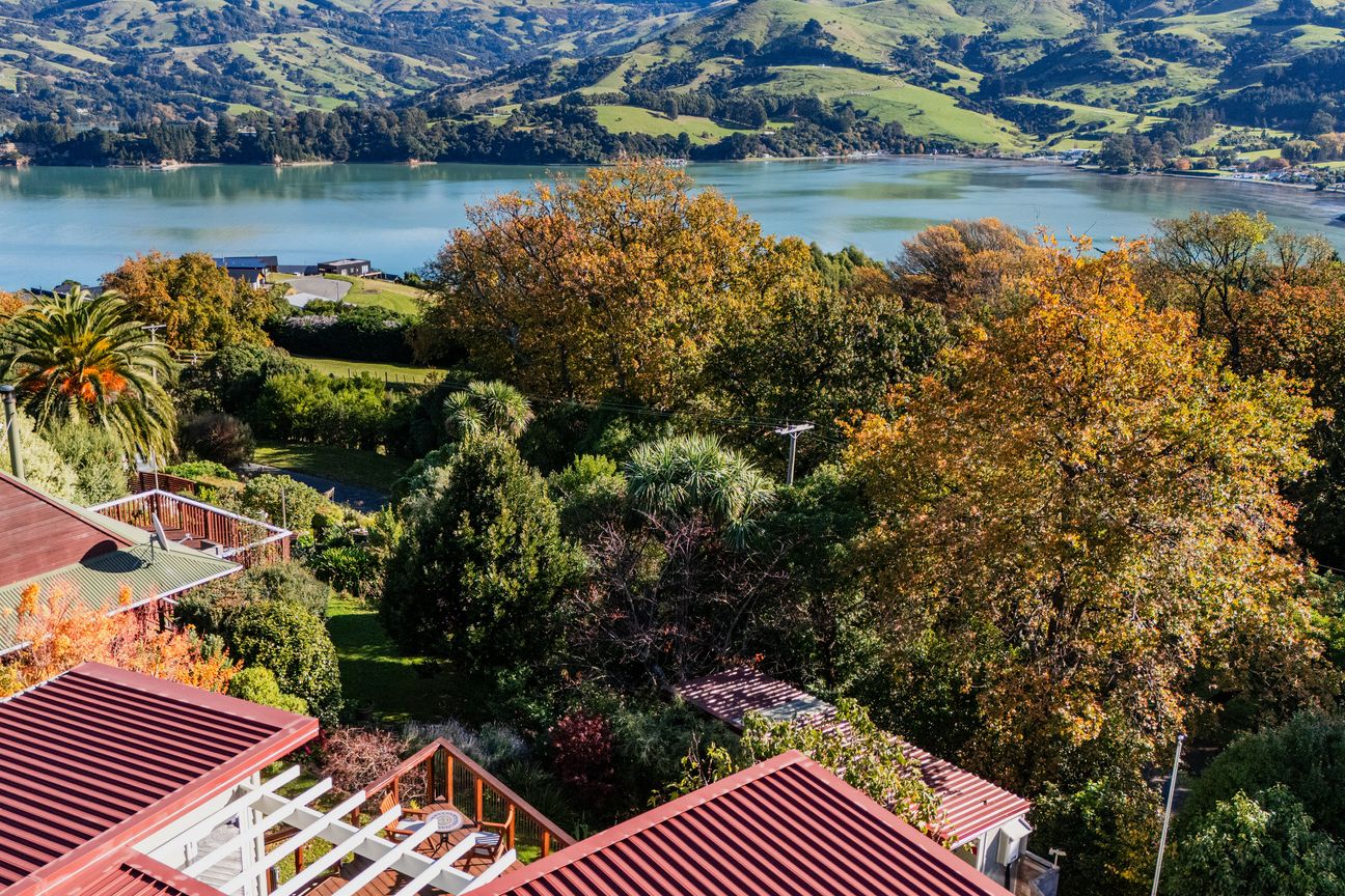 ** Open Sunday 1pm **, Robinsons Bay