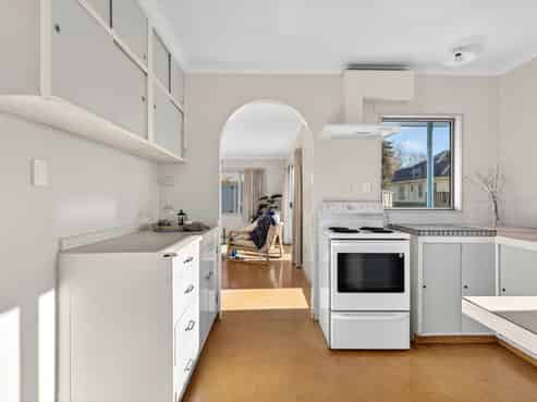 18B Barton Avenue, Marewa
