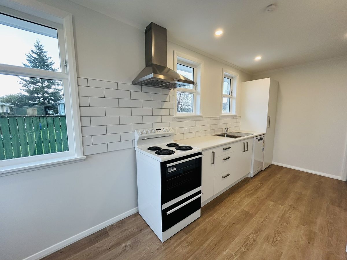 Near new three bedroom home! - Widok 4