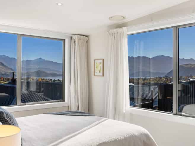 15 Landsborough Lane, Wanaka