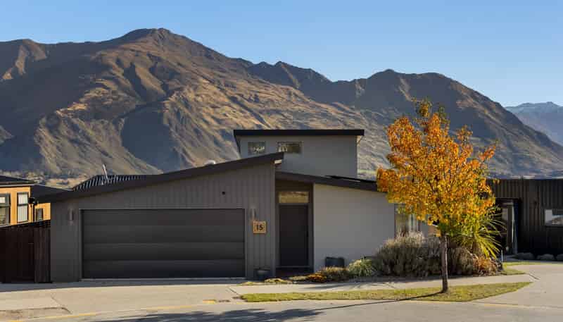 15 Landsborough Lane, Wanaka