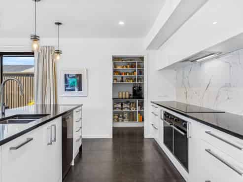 29 Braeburn Crescent, Swannanoa