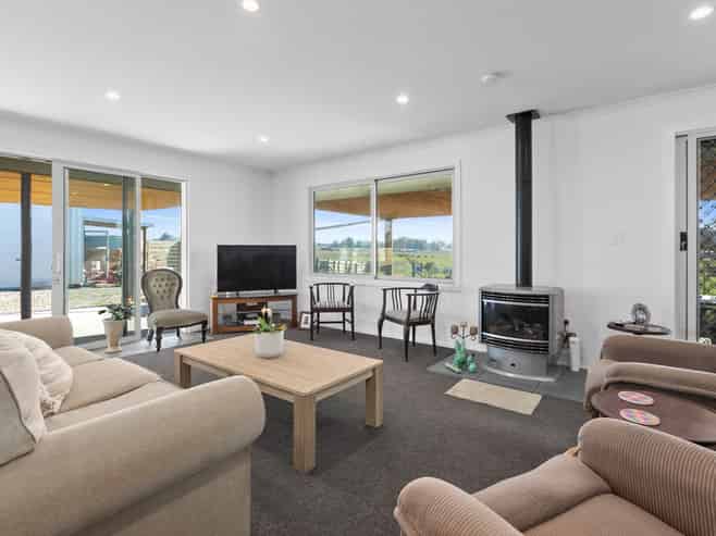 94 Farm Road, Waipukurau