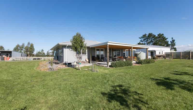94 Farm Road, Waipukurau