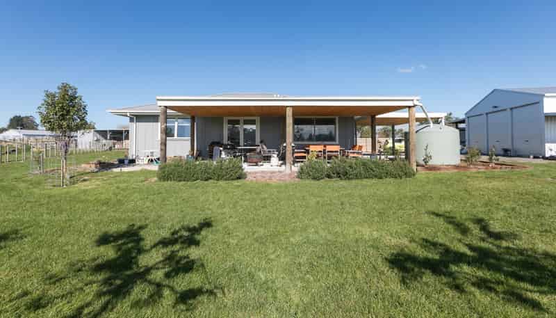 94 Farm Road, Waipukurau