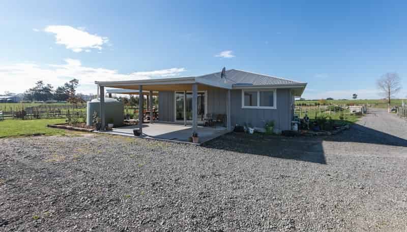94 Farm Road, Waipukurau