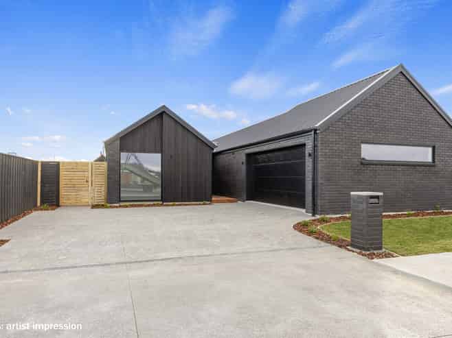18 Greenslade Drive, Lincoln
