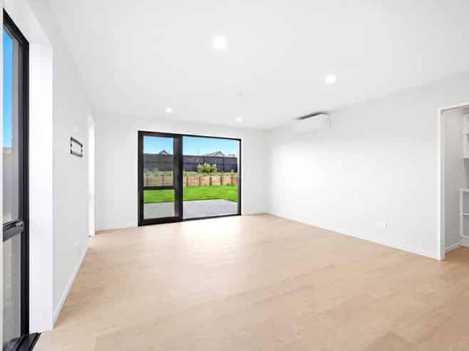 18 Greenslade Drive, Lincoln