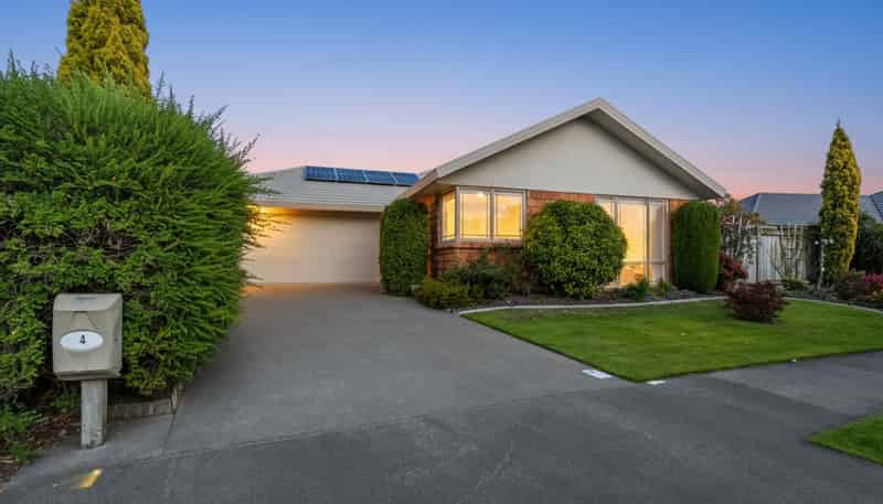 4 Brooklyn Heights Drive, Kelvin Grove
