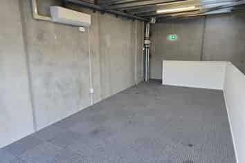 Modern Gracefield Industrial Unit 