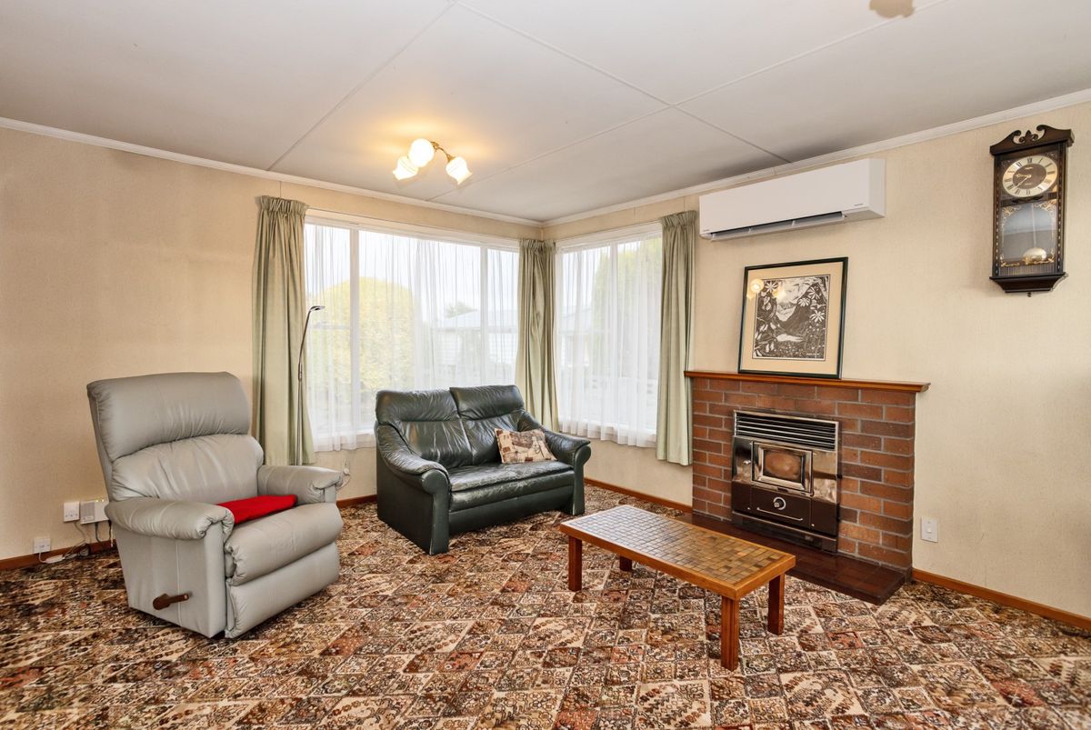 Appealing four-bedroom family home - Mehr