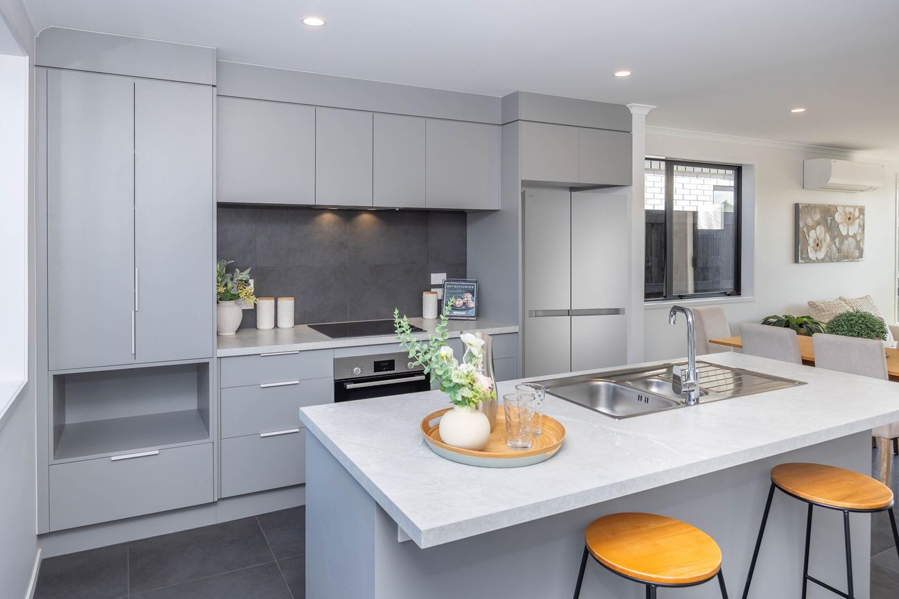 Brand-New, Stylish & Move-In Ready - Widok 2