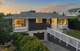 13 Churchill Street, Levin