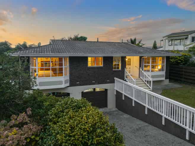 13 Churchill Street, Levin
