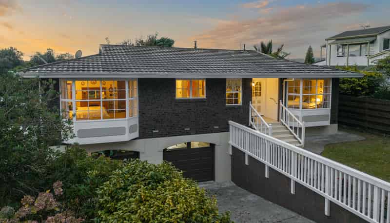 13 Churchill Street, Levin