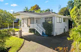 56 Pemberton Avenue, Bayview