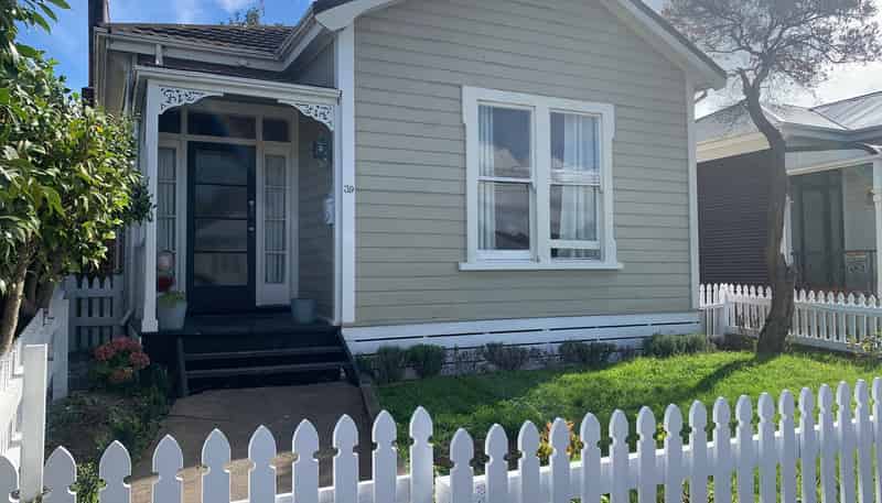 39 Albert Street, Masterton