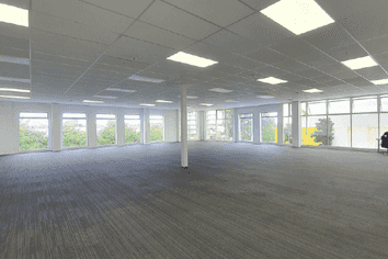 High Profile Lincoln Road Office