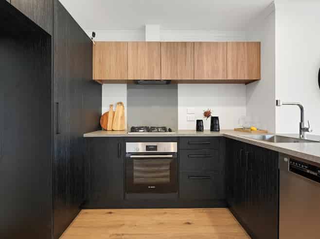 2/12 McEwan Place, Glenview