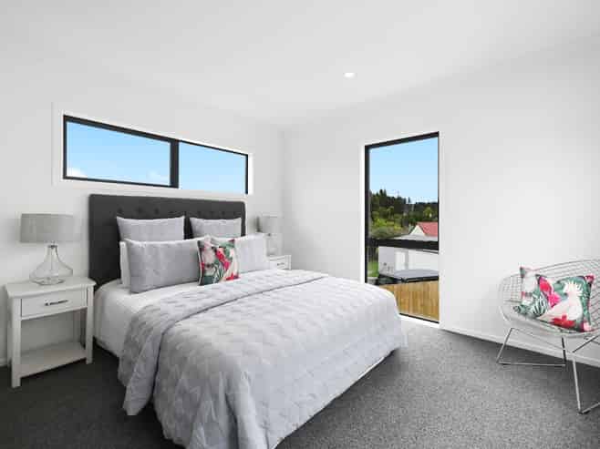 2/12 McEwan Place, Glenview