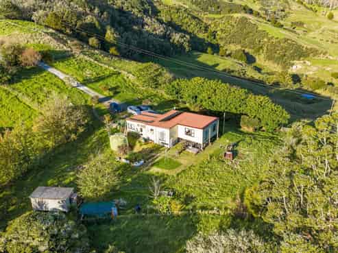 61A Porter Road, Paparoa