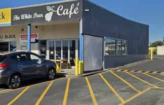 Much loved cafe in Bell Block