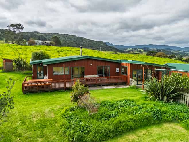 7849 State Highway 12, Omapere