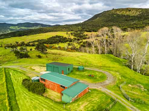 7849 State Highway 12, Omapere