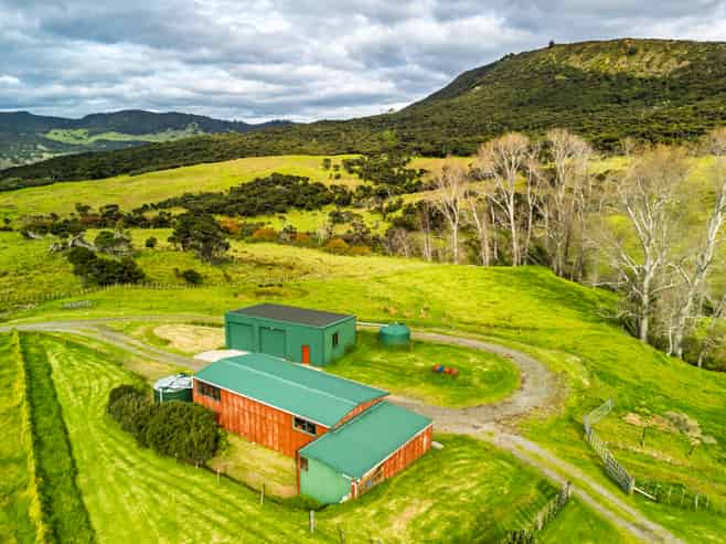 7849 State Highway 12, Omapere