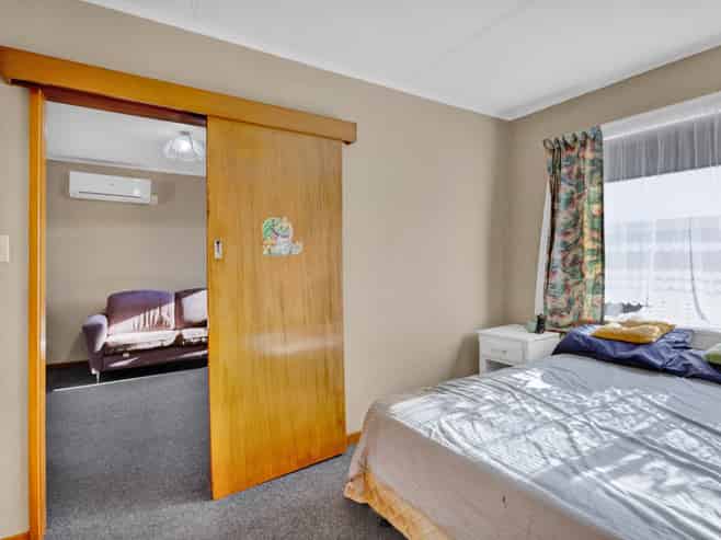 42/1 Egmont Street, Hawera