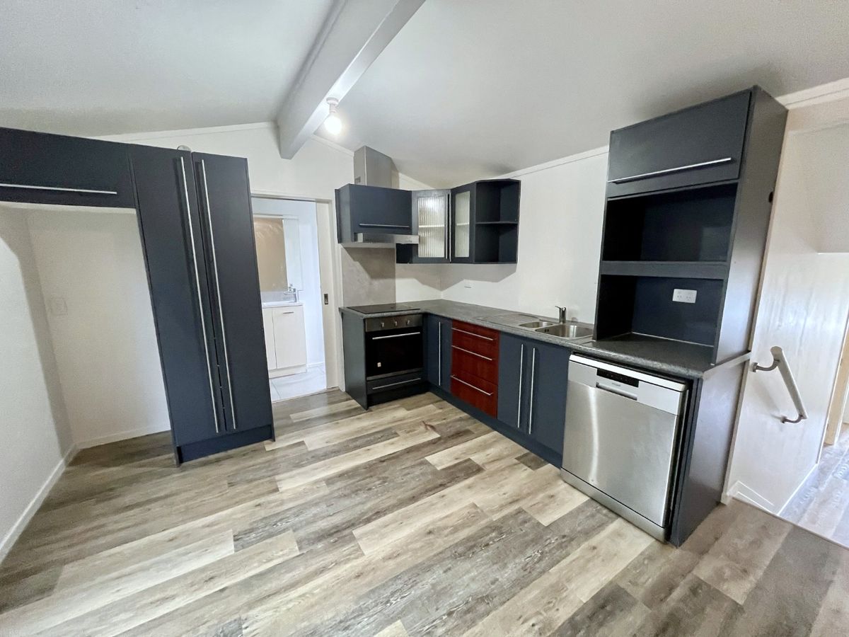 Private and brand new 3 bedroom property - Ansicht 2