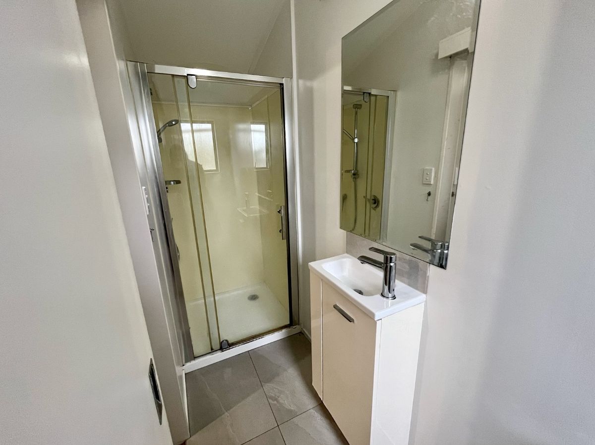 Private and brand new 3 bedroom property - Ansicht 6
