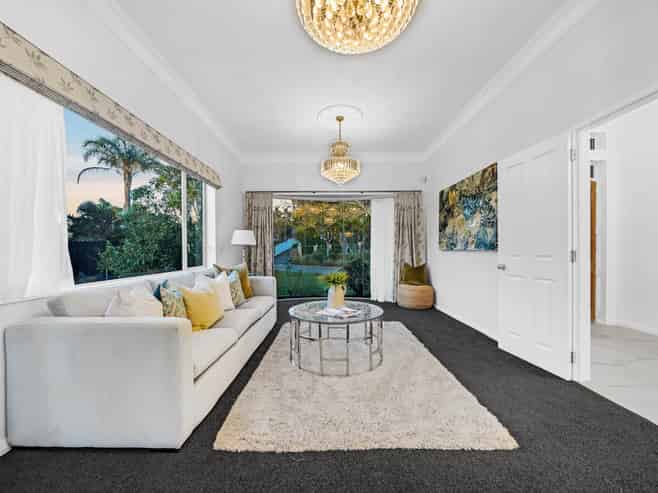 35 Anaheim Boulevard, Shamrock Park