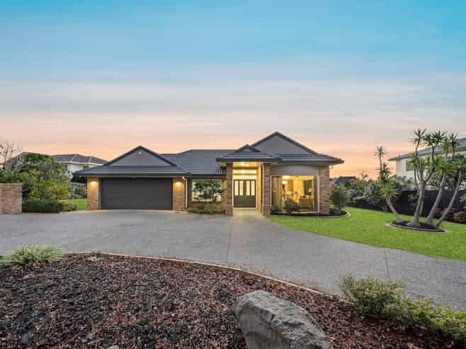 35 Anaheim Boulevard, Shamrock Park