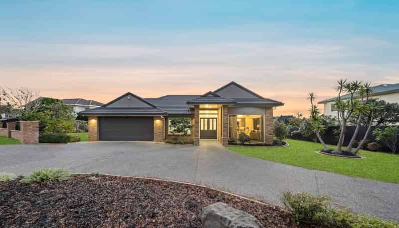 35 Anaheim Boulevard, Shamrock Park