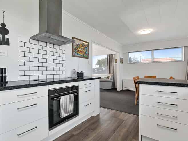 93C Clemow Road, Fitzroy