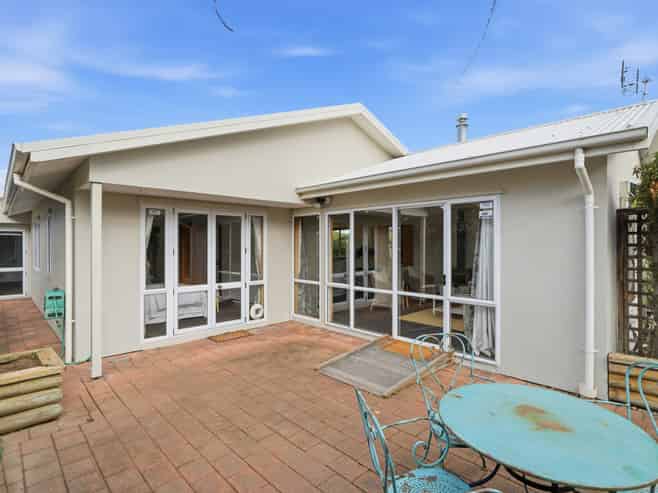 3/125 Blighs Road, Papanui