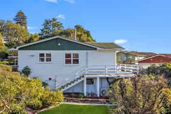 6 Isel Place, Stoke