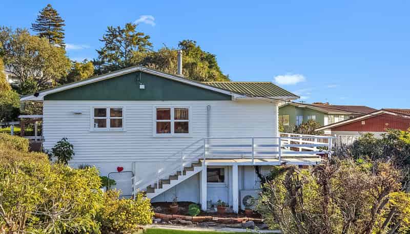 6 Isel Place, Stoke