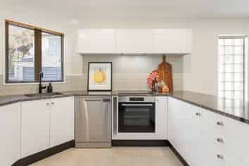 2/28 Derby Street, Saint Albans