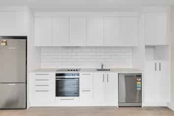201/165 Lake Road, Northcote