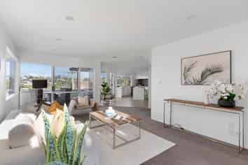 2/9 Colmar Road, Mellons Bay