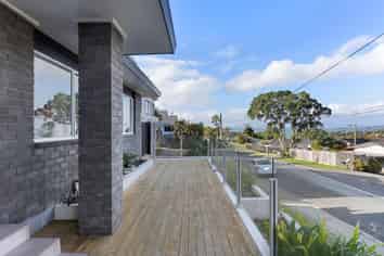 2/9 Colmar Road, Mellons Bay