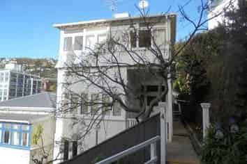 4B Oriental Terrace, Oriental Bay